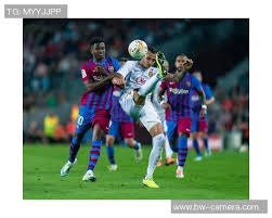 人间杀器️杜兰特三分9投7中轰下全场最高38分 外加8板5助3帽