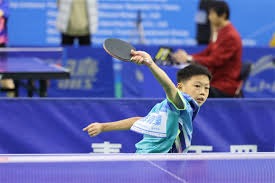 德州扑克里判断对手的方法（识别德州扑克对手的技巧）